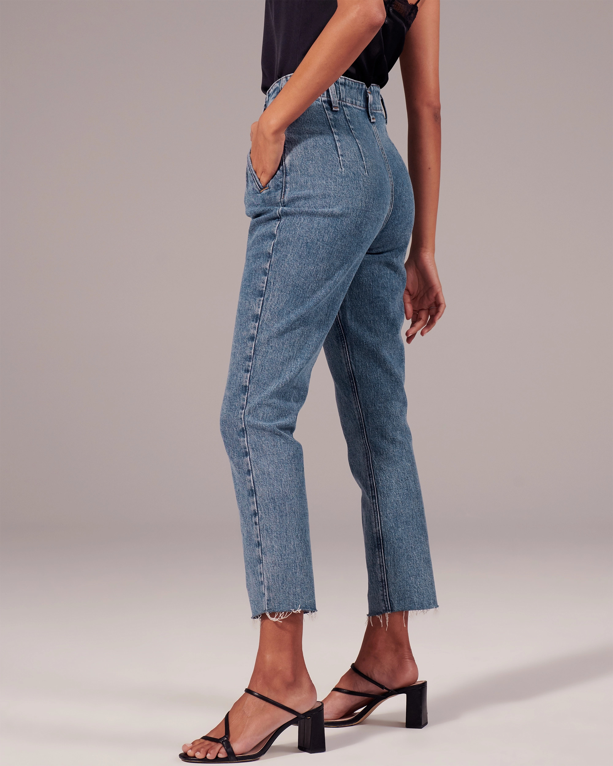 Ultra High Rise Mom Jeans | Abercrombie & Fitch (US)