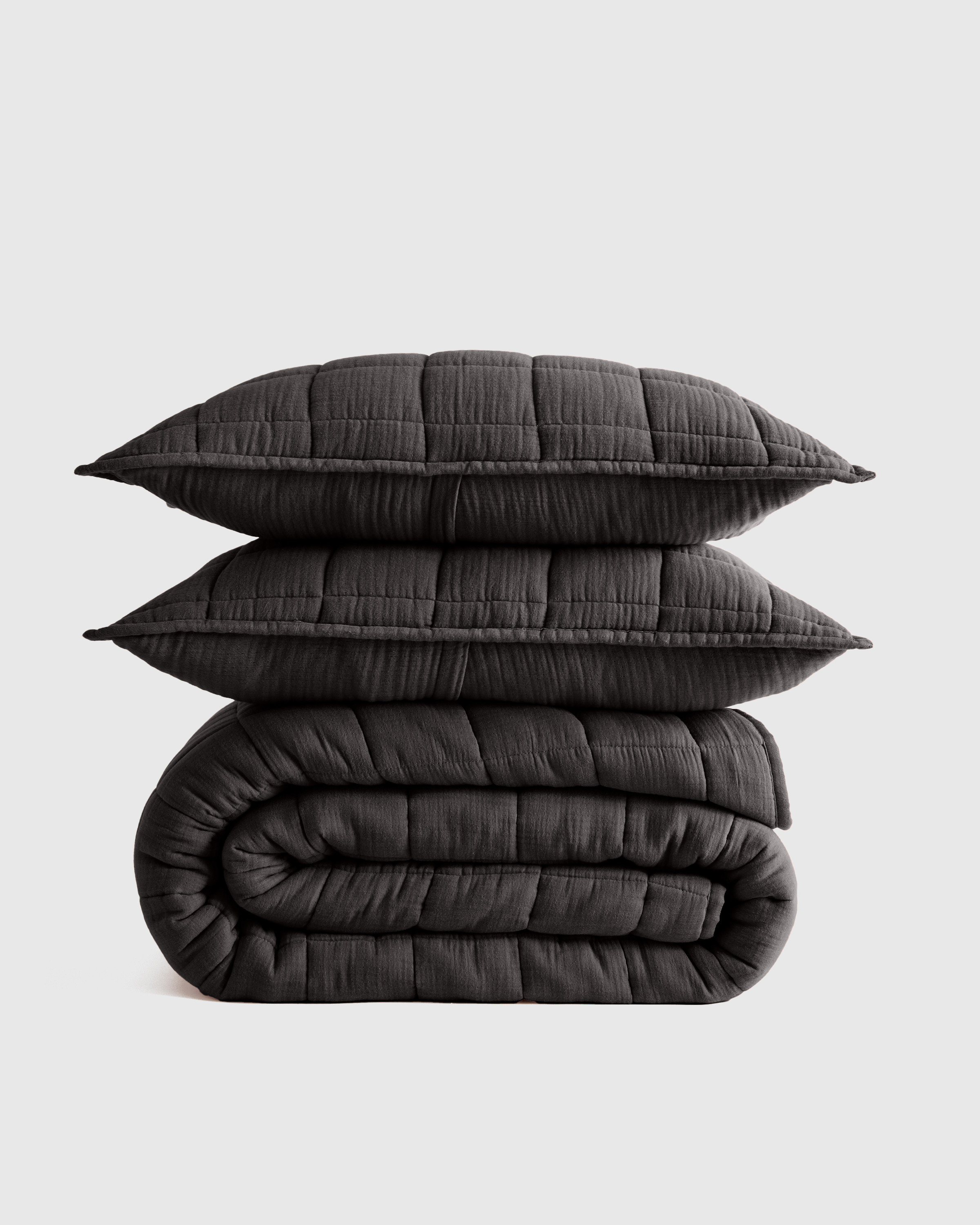Quince | European Linen Contrast Flange Duvet Cover Set in Aloe/Sand, Size Full/Queen | Quince