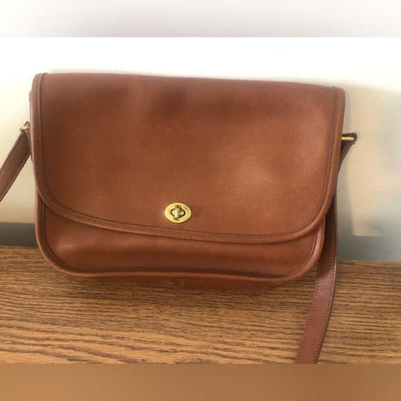 Vintage tan coach crossbody bag | Poshmark