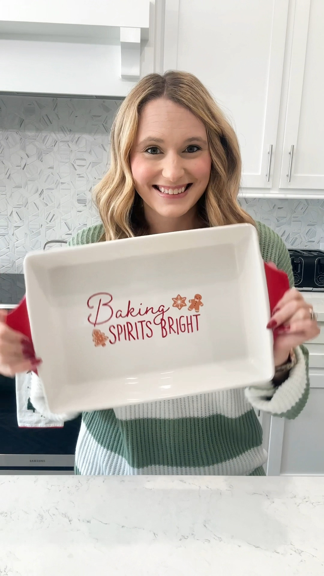 🍳Keto Breakfast Taco Casserole 🍳 Breakfast Tacos are so good and this recipe gives me a guilt free breakfast. I know Zero Carb Tortillas are “net carbs” but close enough for me. This a great Holiday morning breakfast casserole idea.🎄❤️

✨Ingredients✨
18 Zero Net Carb flour tortillas
12 eggs, scrambled
1 lb ground breakfast sausage
8 oz cream cheese
1 package of pico de Gallo
3 cups shredded cheddar cheese or Mexican blend

🎄COMMENT “breakfast” for the link to shop my festive baking dish!🎄

#easyrecipes #breakfastrecipes #breakfastcasserole #breakfasttacos #breakfastideas #ketorecipes #ketolife

#LTKFamily #LTKHoliday #LTKHome