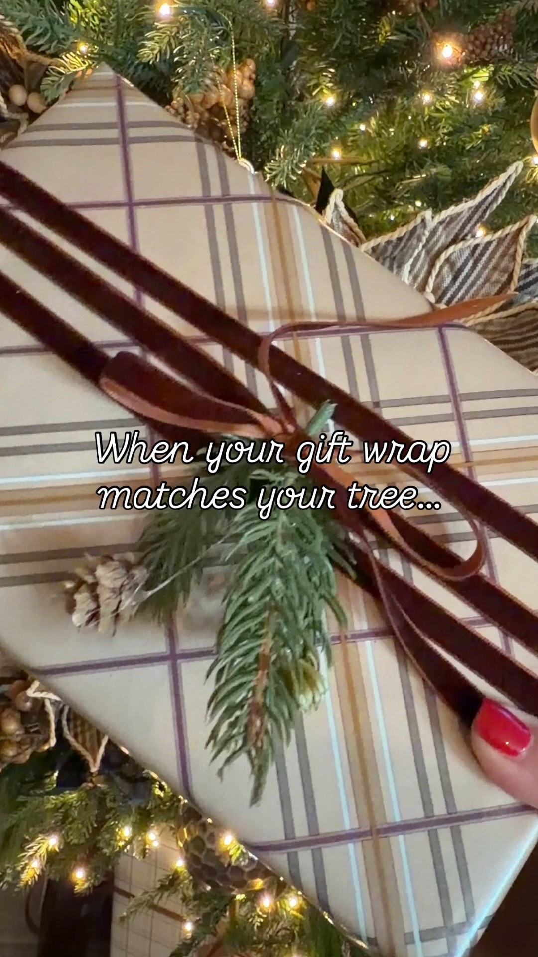 Gift wrapping inspiration, Christmas gifts ideas, Christmas wrapping paper 

#LTKHome #LTKSeasonal #LTKHoliday