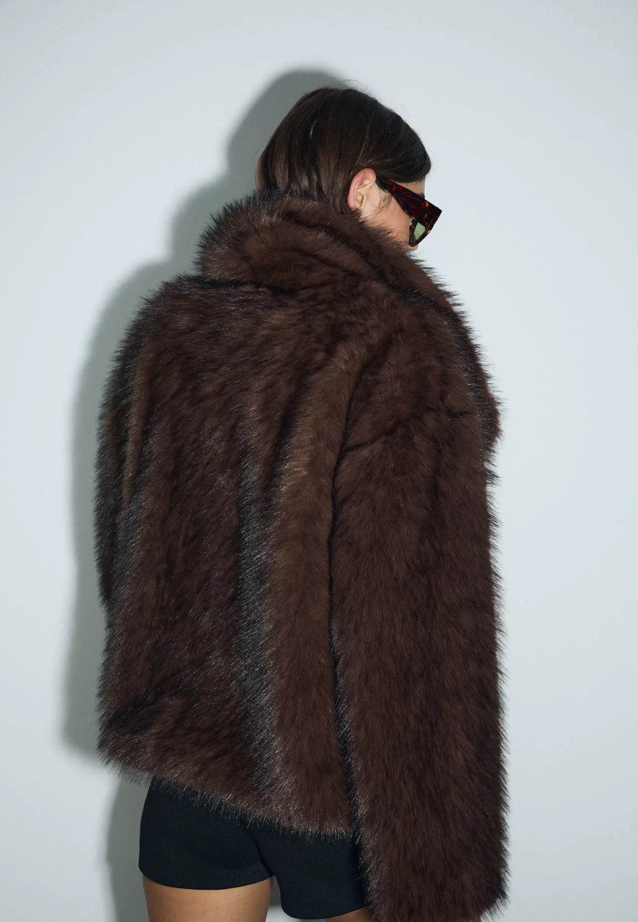 Cropped faux fur jacket | Stradivarius (UK)