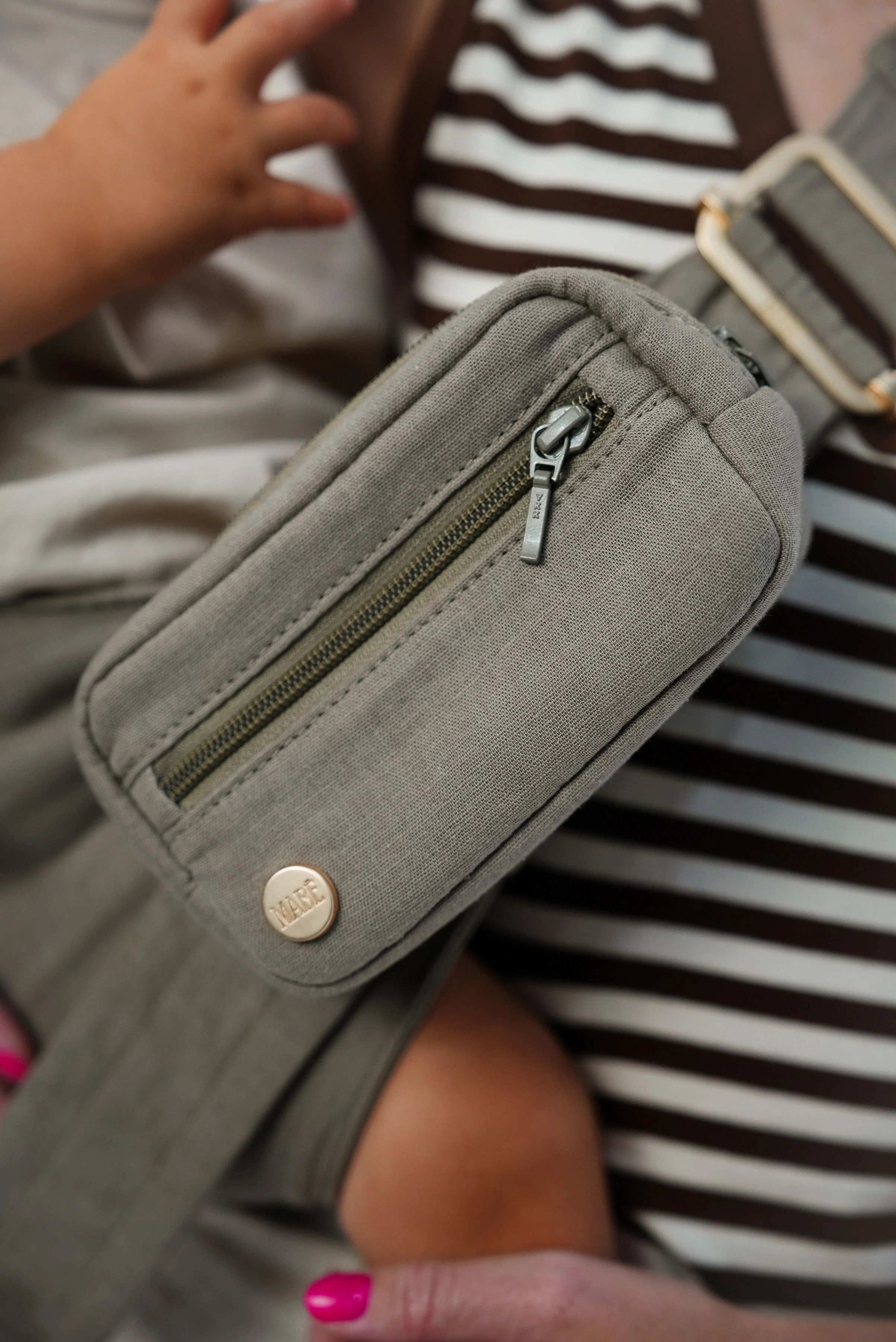 Monarch Accessory Bag - Stone Sage | Mabē