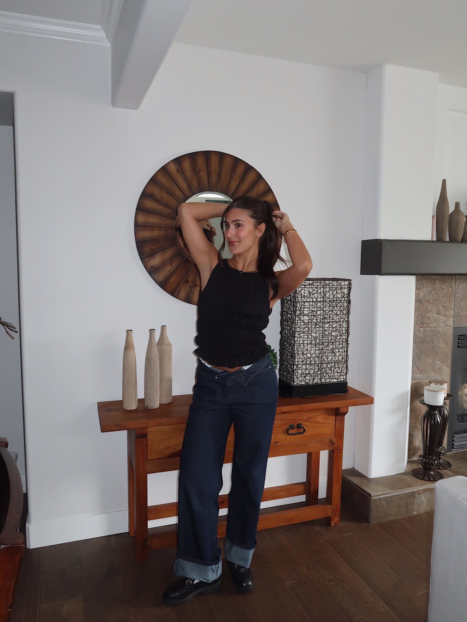 Wearing a size 4 jeans and 2 top🤍

#LTKgiftguide #LTKsummer #LTKstyletip