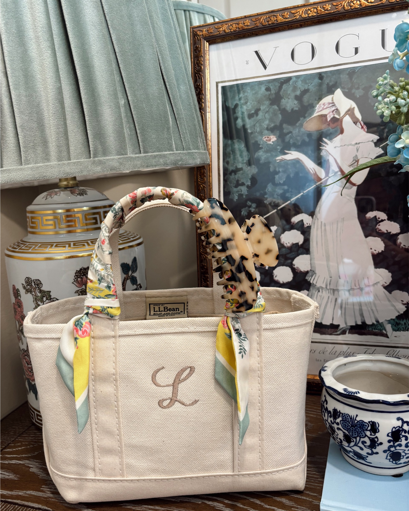 my mini boat and tote details 💐💖 
heirloom font
taupe thread 

#LTKgrwm #LTKootd