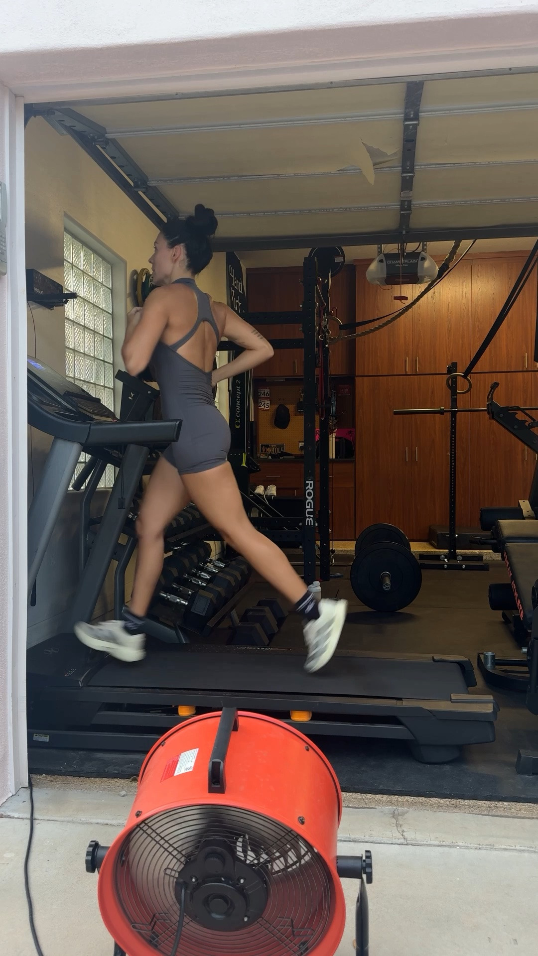 Happy Monday! Todays training vlog includes this Amazon active set, free people set, and kitchen pans

#LTKHome #LTKActive #LTKdayinmylife