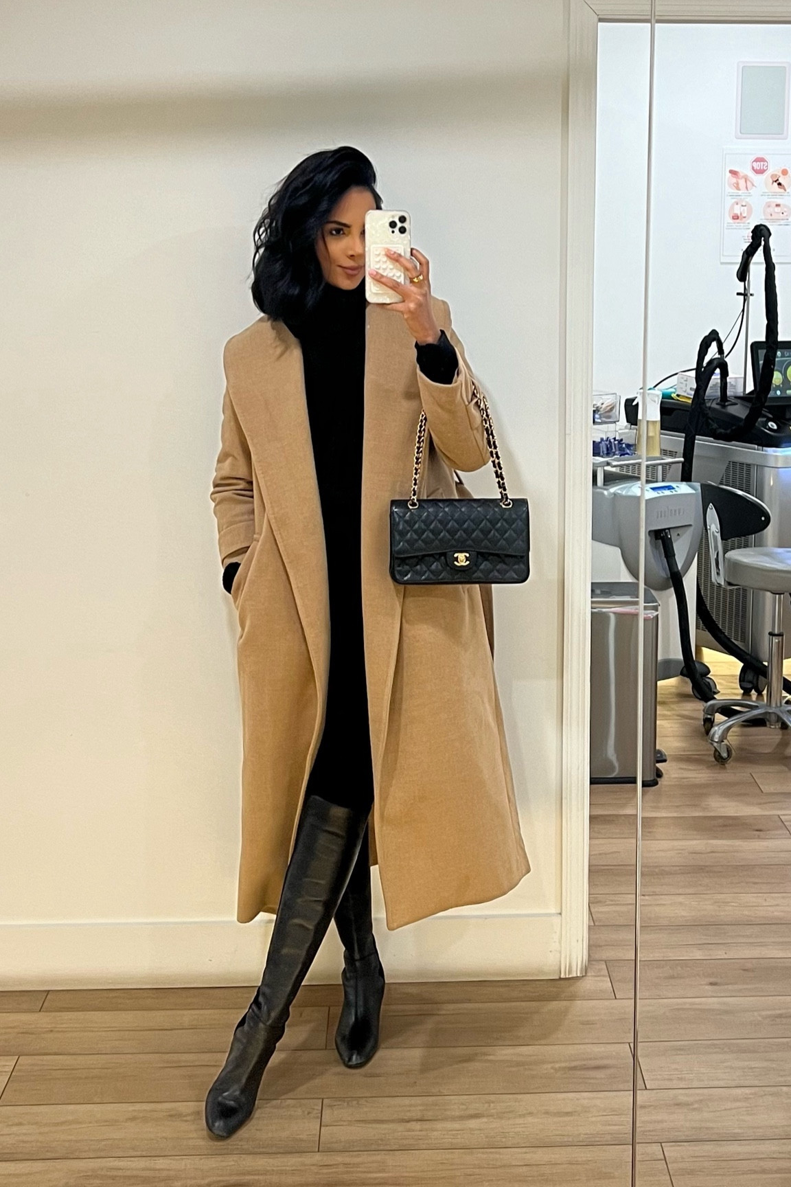 Casual winter outfit for a day in the city! 

#LTKstyletip #LTKsalealert #LTKSeasonal