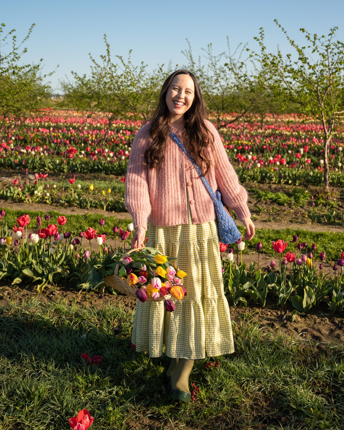 Spring flower field outfit with Sezane emile cardigan, merry people rain boots, & Vera Bradley bag 💐 