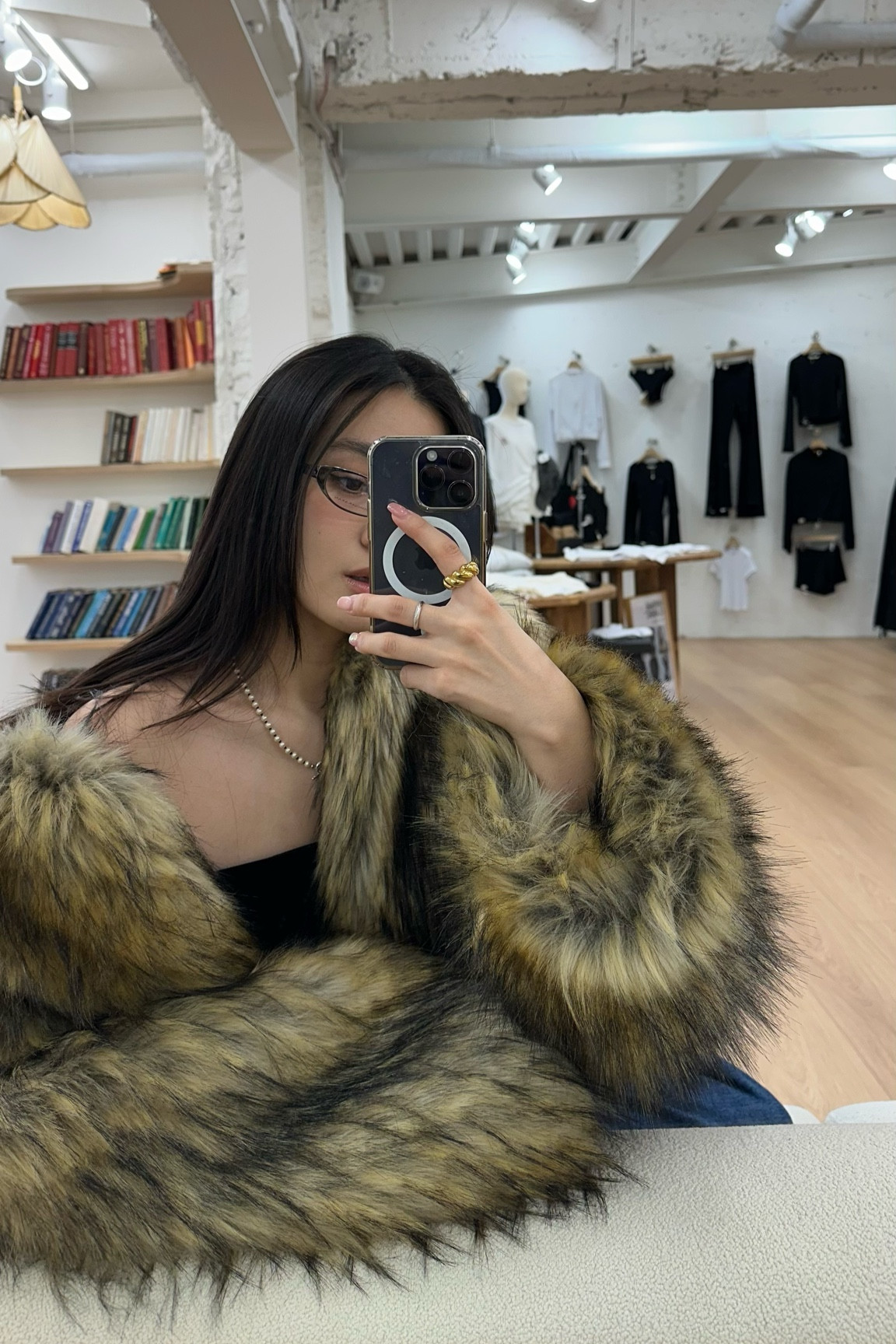 this Harper faux fur jacket keeps me so cozy 🙊🤎 #outer #fauxfurjacket #winterfashion

#LTKstyletip