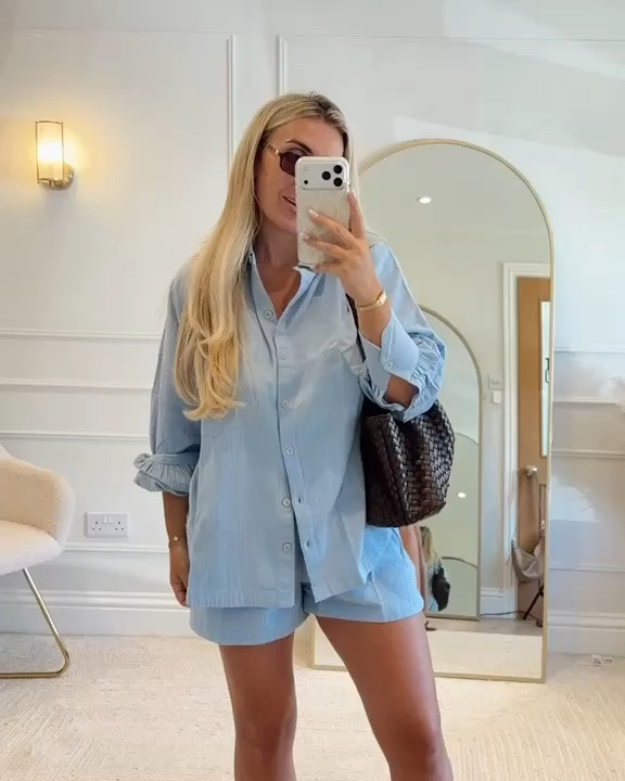 Summer linen 🩵

Co-ord, matching set, linen, two piece, summer outfit, holiday outfit, travel outfit

#LTKuk #LTKsummer #LTKtravel
