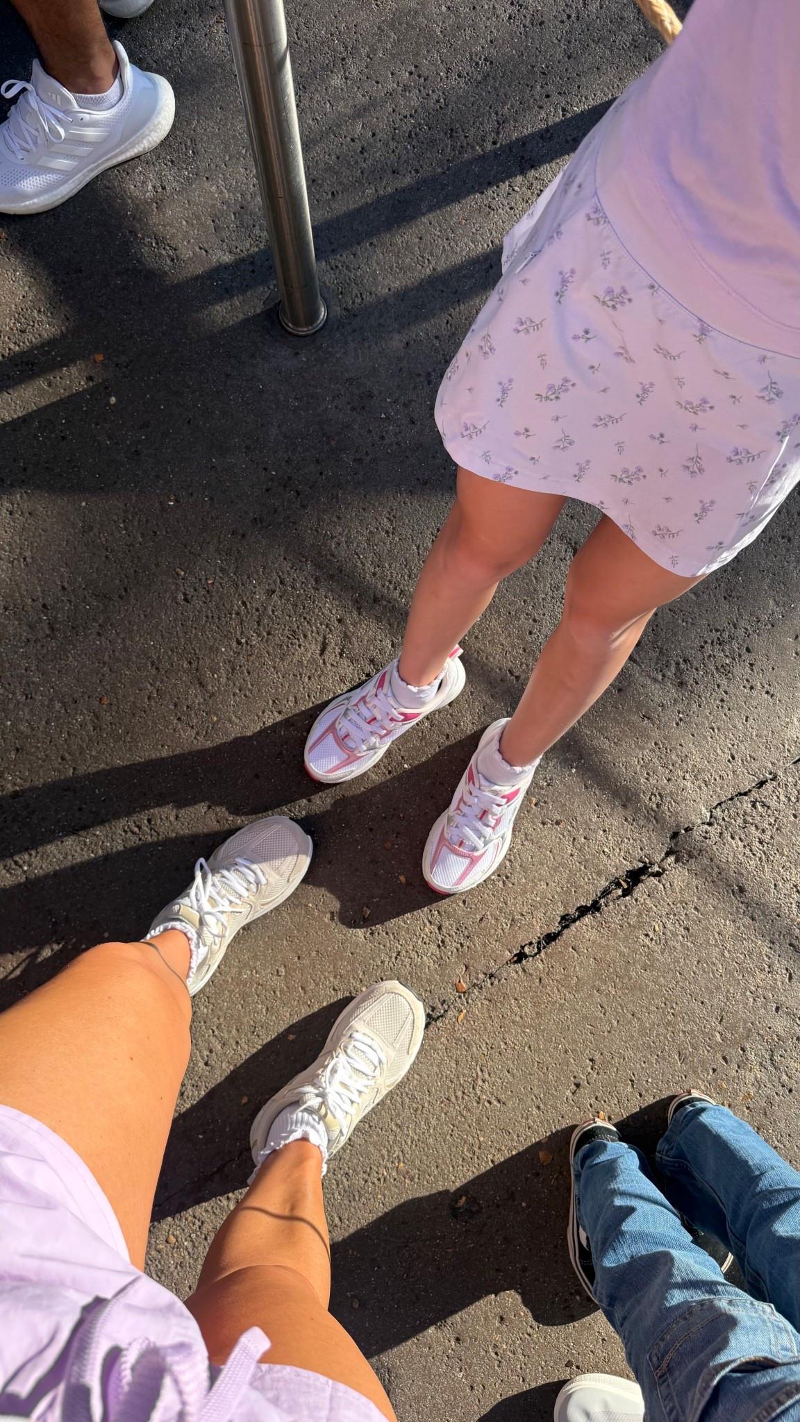 Under $25 shown swear by for Disneyland that feel expensive 