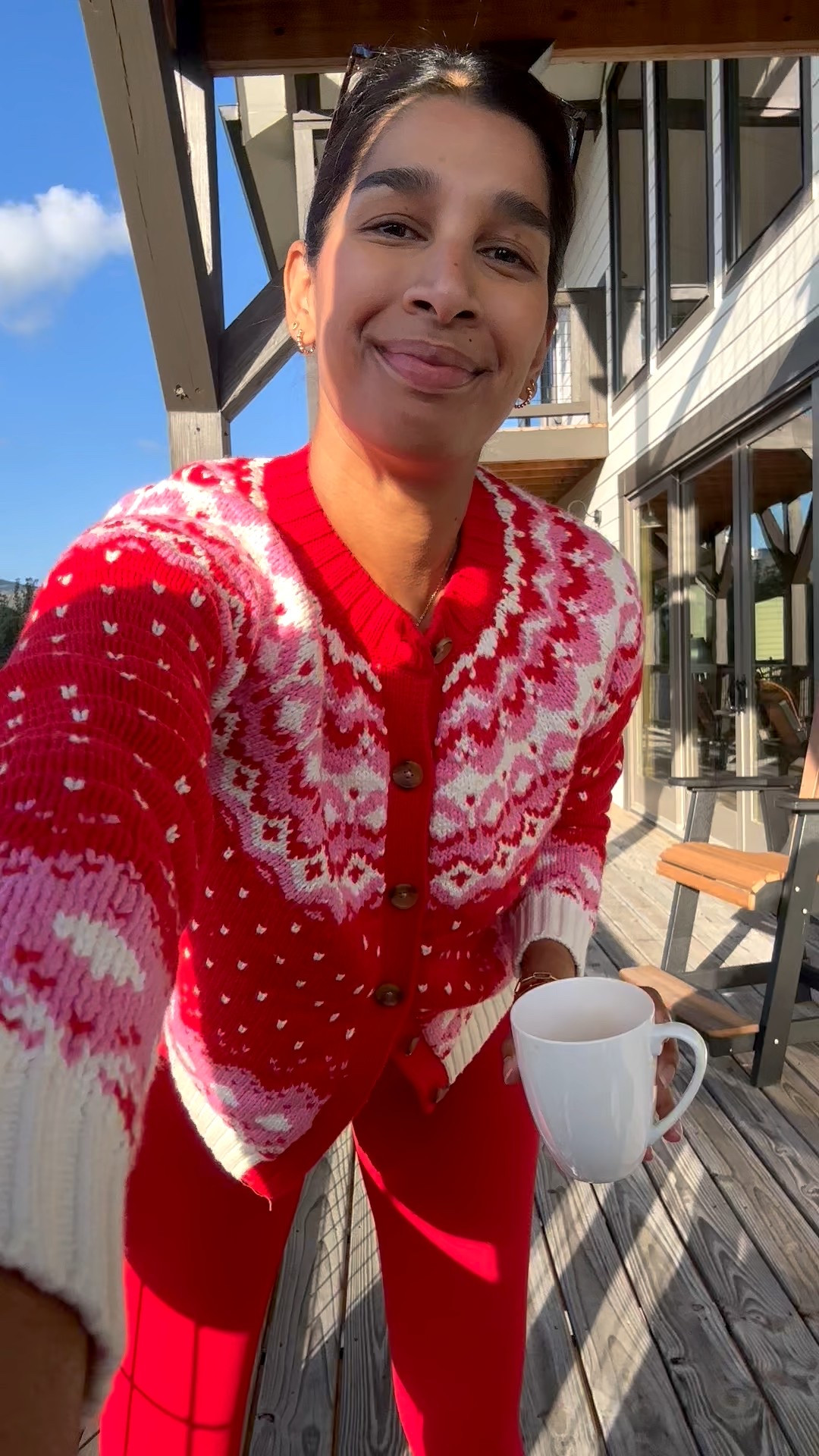 The BEST leggings! 

TTS - size small
Sweater - runs roomy, I’m in an XS 

#LTKStyleTip #LTKActive #LTKFindsUnder100