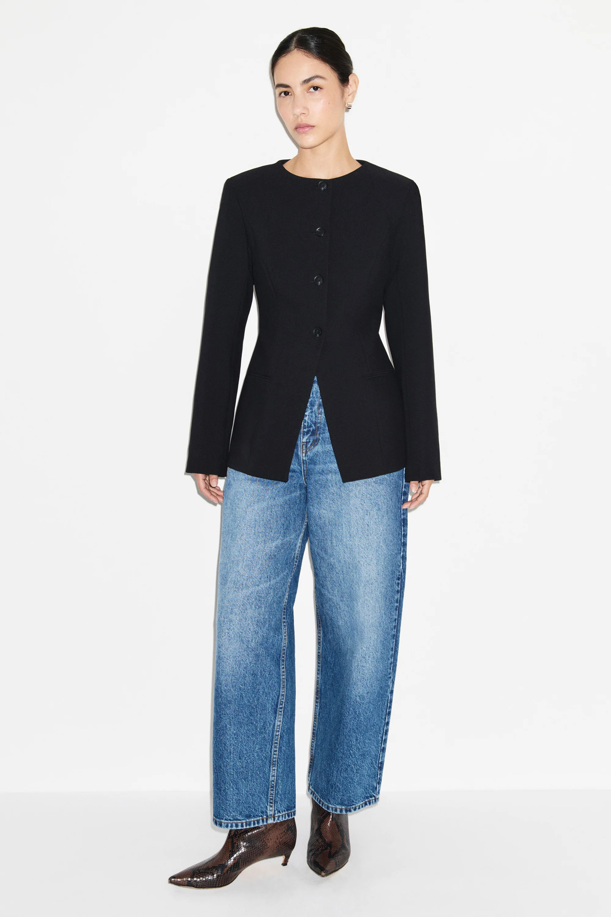 Daphne Waisted Blazer | ALIGNE USA