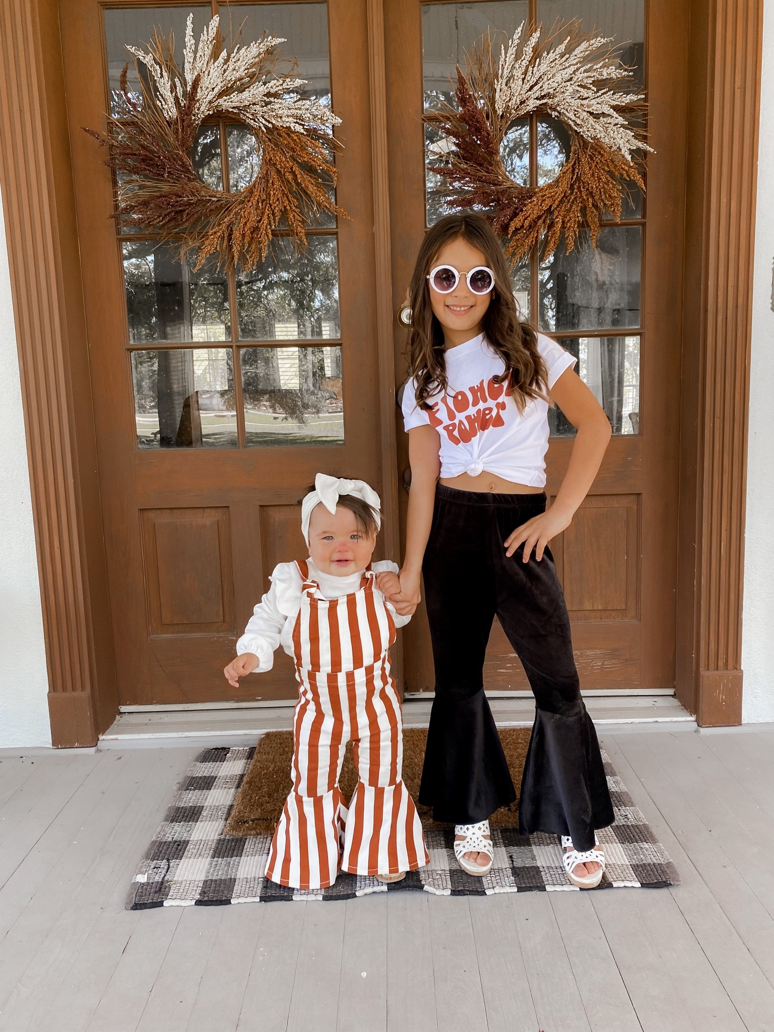 40% off everything today at Bailey’s Blossom!! Code: BBFUN

#babyclothes #kidsfallfashion #matchingsisteroutfits #familyoutfits #sisters #kidsfashion #kidsfallclothes