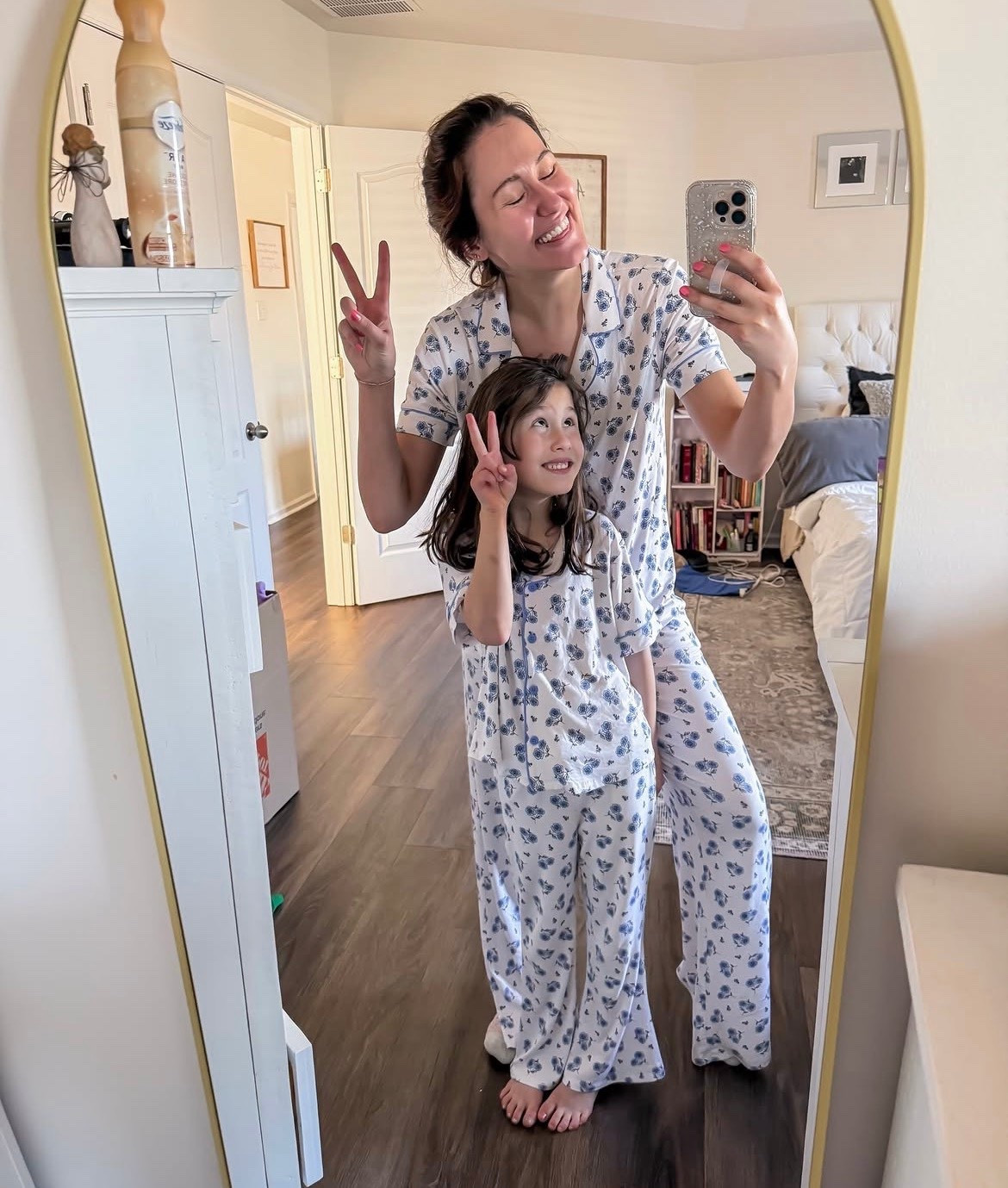 TWINNING ✌🏼 (if you need a Mother’s Day gift idea, get her these!) 

#LTKmomlife #LTKMothersDay
