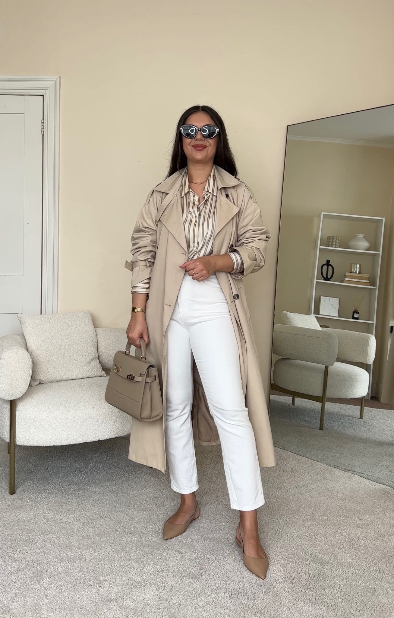 Casual & chic Spring/Summer outfit.
Shirt is from H&M, I’m wearing size M.
Jeans are from H&M, I’m wearing size UK12.
Trench coat is from NastyGal, I’m wearing size S.
Bag is from Teddy Blake*gifted.

#LTKstyletip #LTKeurope #LTKunder100