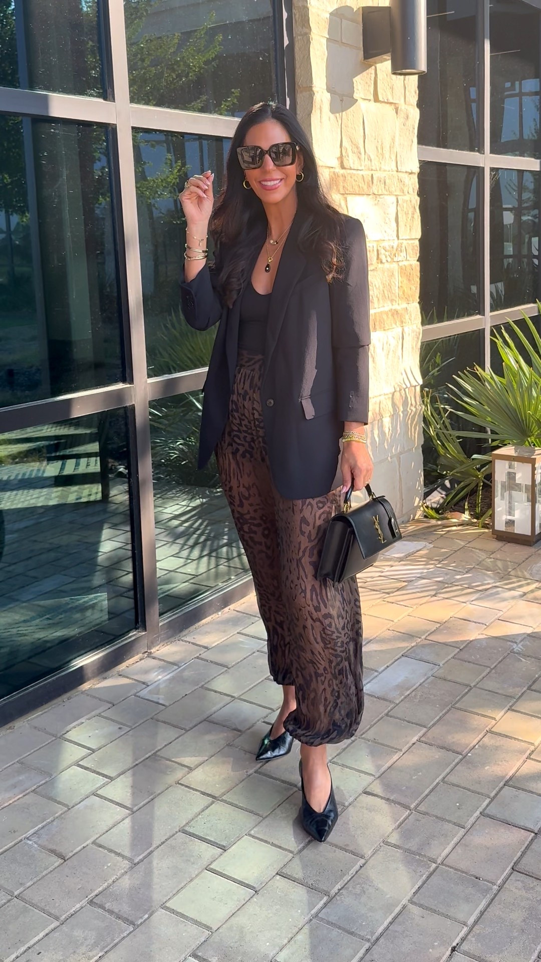 Day 2 of LTKCON 
Zara pants - size small 
Blazer - small 


#LTKTall #LTKCon #LTKU 

#LTKOver40