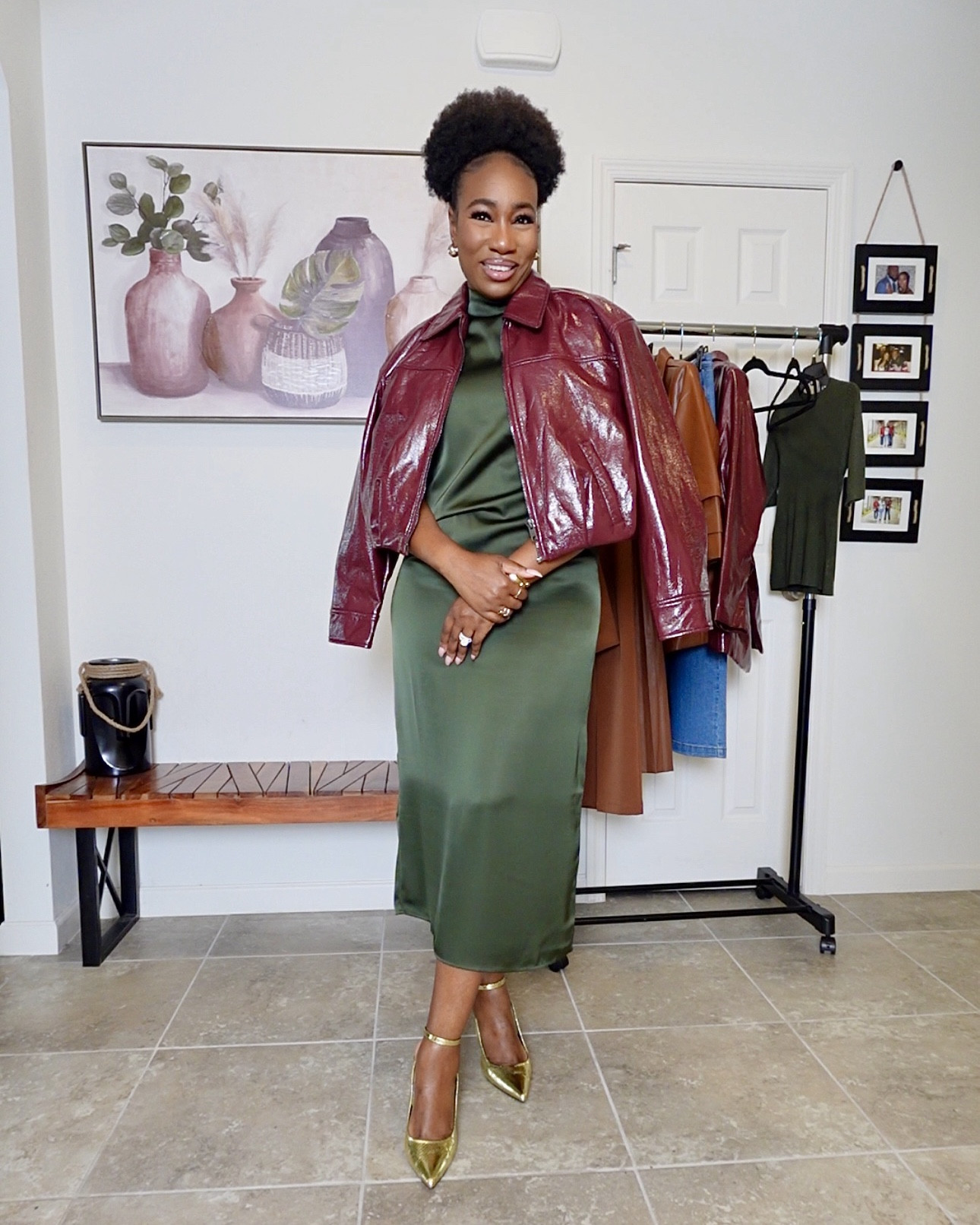 Another round of applause for this fall color combo… Switched out the blazer for a bomber jacket and I love it. 
•wearing a size medium (has no stretch)
•got the bomber jacket in a size large because I’m going to be layering it.
•linking similar gold heels since this one is old 



#LTKFindsUnder50 #LTKStyleTip #LTKSeasonal