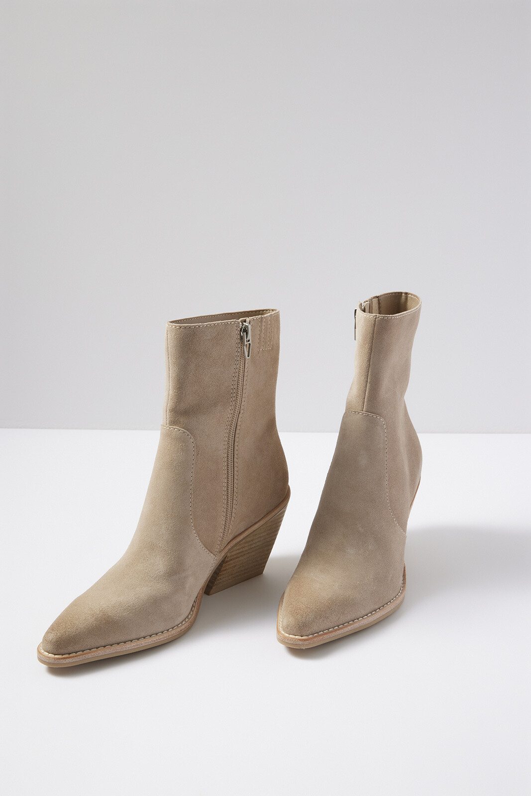 Vikrum Boot | Evereve