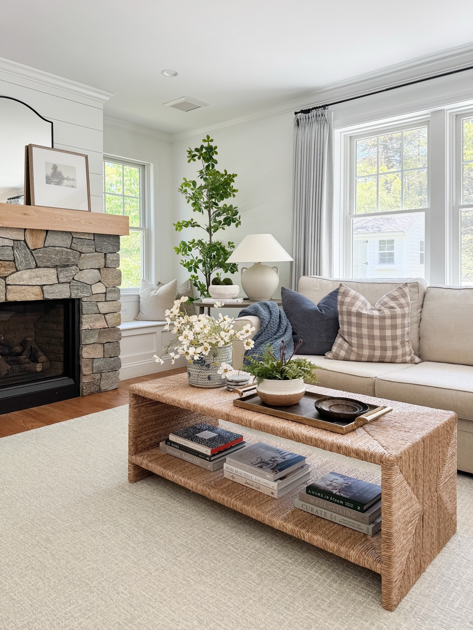 Affordable Living Room Finds

Curtains, Home finds, home decor, home inspo, decor finds, decor inspo, affordable home, affordable decor, amazon home, amazon finds, amazon decor, neutral home, home inspo, home styling

#LTKHome