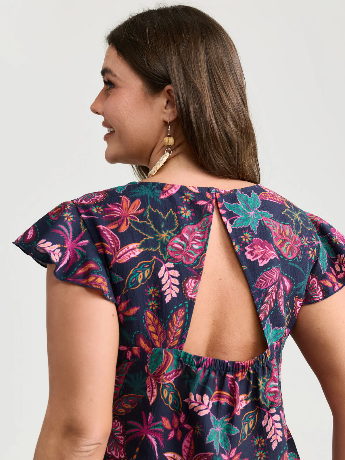 Bright Floral Texture Open-Back Blouse | Bloomchic