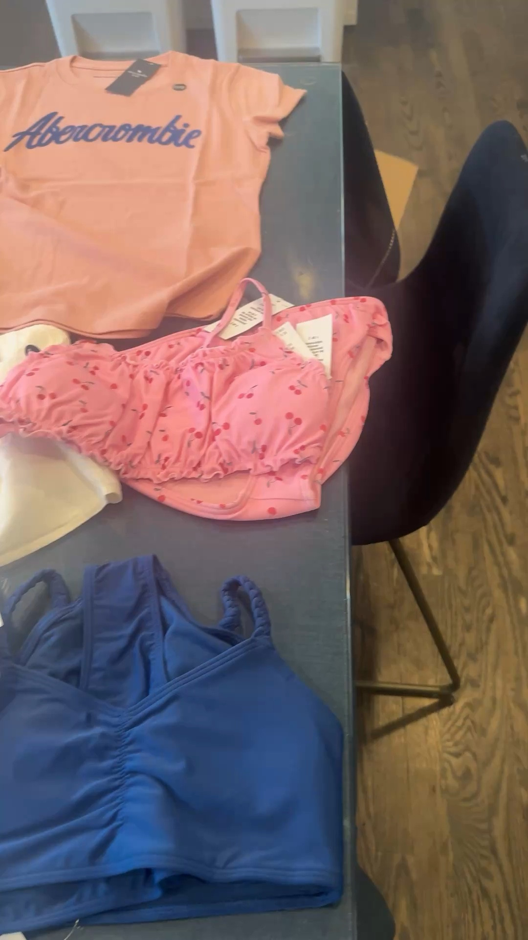 Abercrombie Kids Summer Haul 💕 Preppy Girls Outfits + Swimwear Finds

The cutest Abercrombie kids haul just dropped and I’m obsessed 😍💕

From soft neutral basics to the sweetest bow details and summer swim sets — these pieces are giving full preppy, girly aesthetic ✨

✔️ Matching bow sweatshirt + shorts (SO soft)
✔️ Lightweight white skirt for everyday outfits
✔️ Graphic tees + logo tees for easy styling
✔️ Adorable cherry print bikini 🍒
✔️ Denim shorts with bow detail (!!)
✔️ Comfy + cute active tops

Everything mixes and matches so easily — perfect for summer outfits, vacation looks, or back-to-school prep.

Tap to shop all my favorites before sizes go 👇

#LTKkids #abercrombiekids #kidsfashionfinds #preppykidsstyle #girlsoutfits #summerkidsfashion #momstylefinds #ltkunder50 #kidsoutfitideas #preppyaesthetic #momlifehacks #backtoschoolstyle
