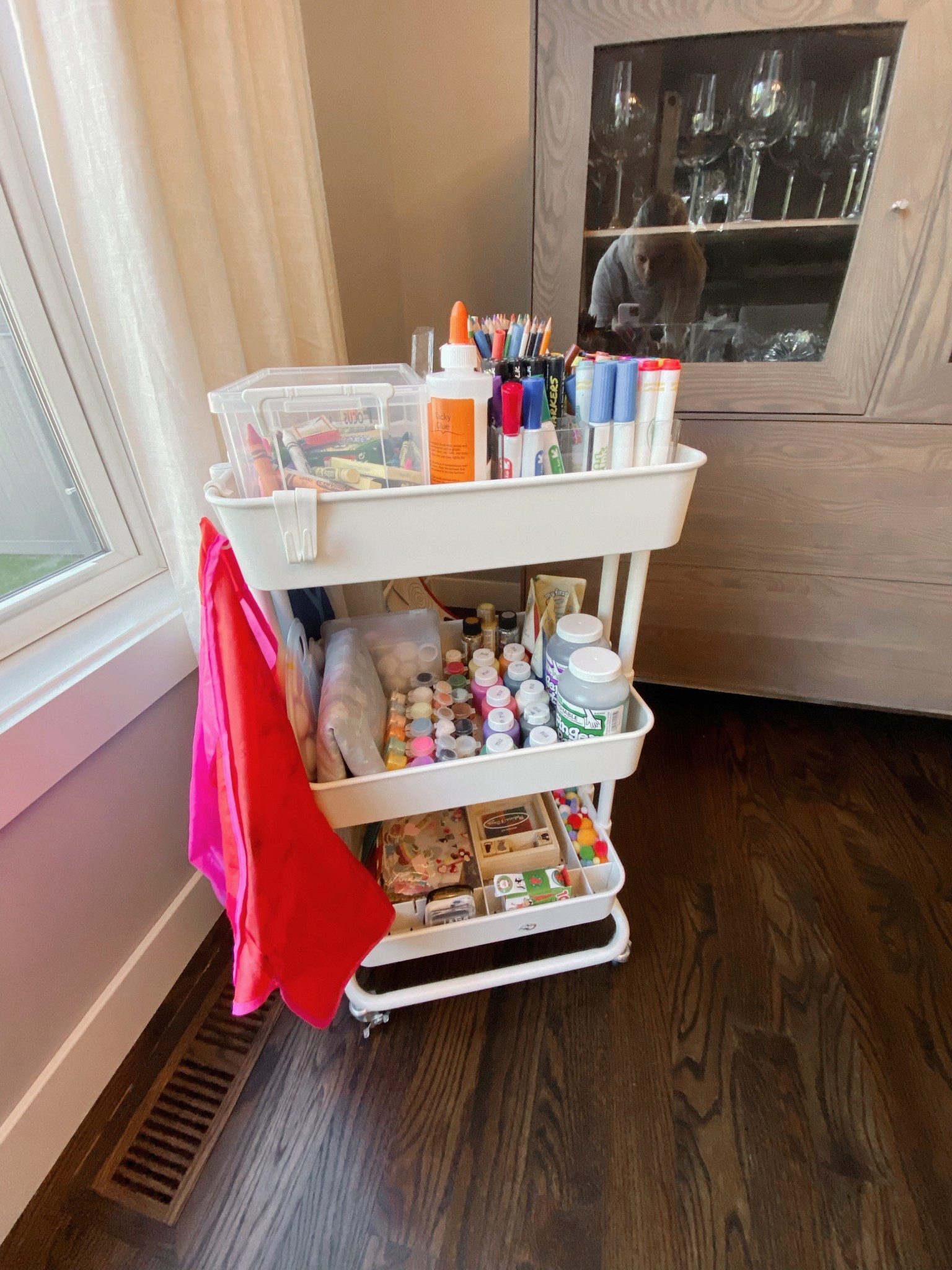 The best rolling art cart from The Container Store 🤍