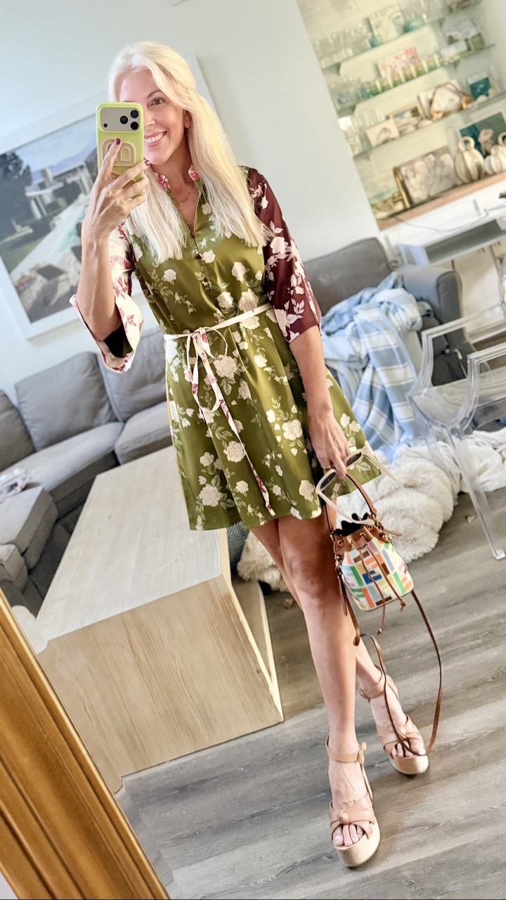Perfect dress for any Fall occasion!