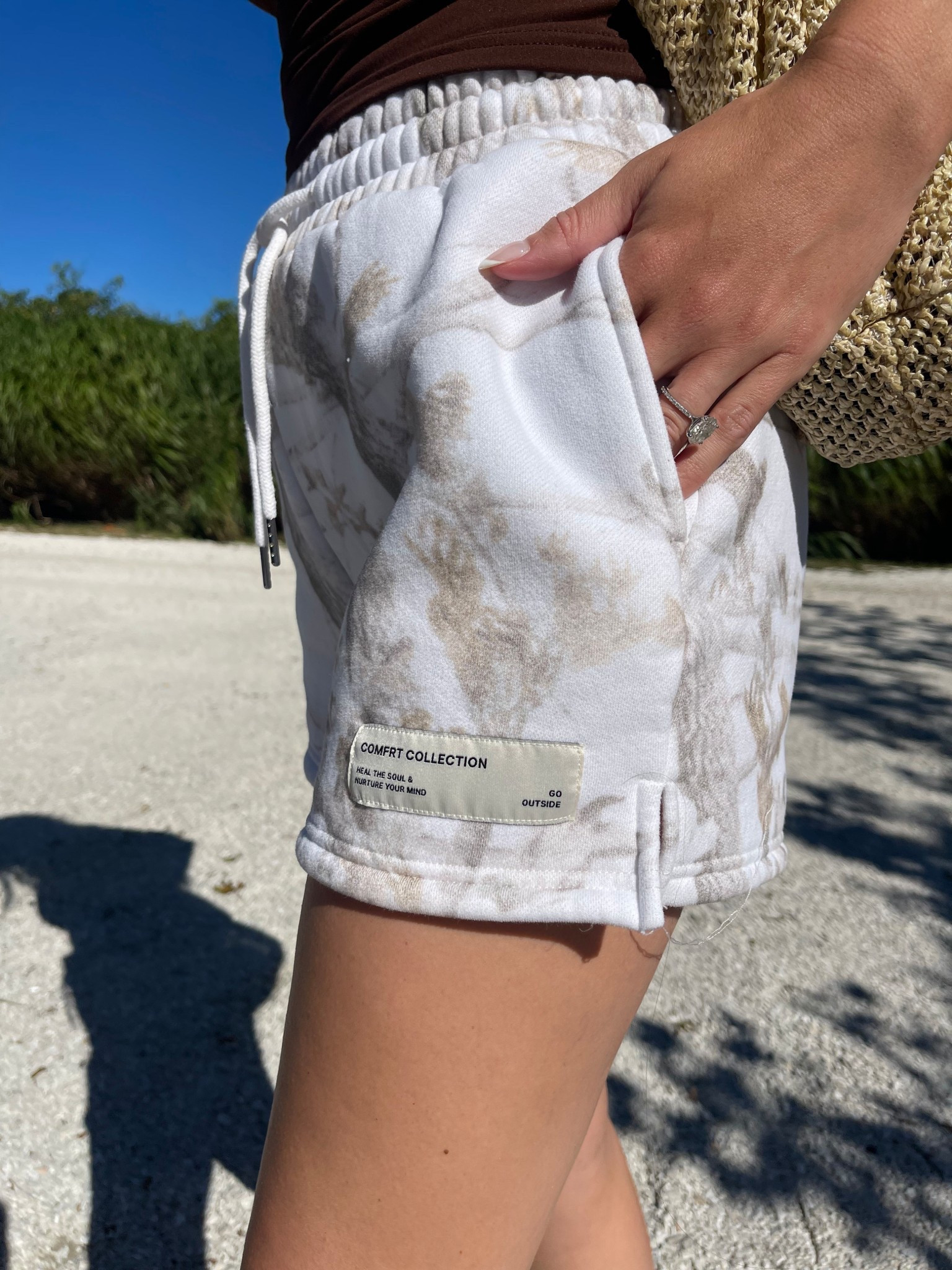 White oak camo 👌🏼 here for it. 

These are so comfortable, thick, and a perfect short for fall. The sweatshirt is so cozy and warm as well, that it’s nice for a chillier day. 


#LTKFindsUnder100 #LTKSeasonal