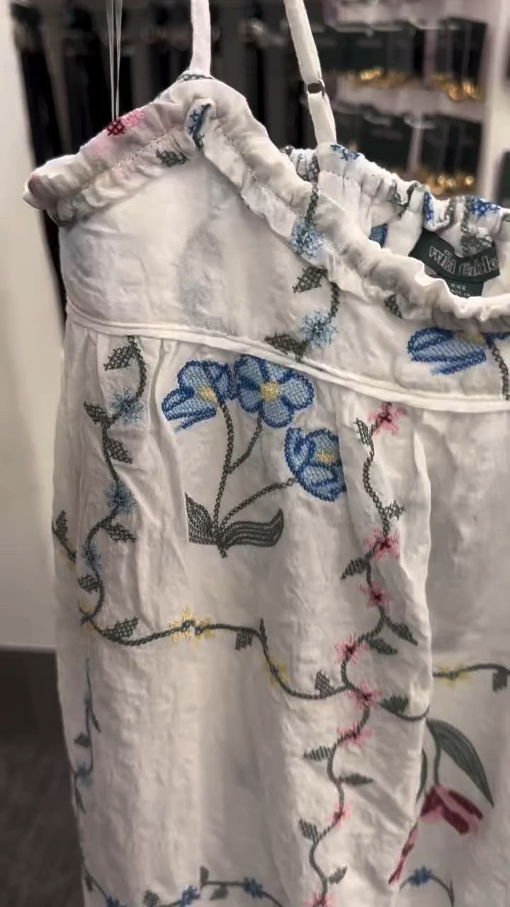 These Wild Fable dresses at Target are giving FP vibes! I especially love the embroidery on the white one! 

Comment “shop” and I’ll send you a message with the link to shop!

#target #targetstyle #targetfinds #targethaul #freepeople