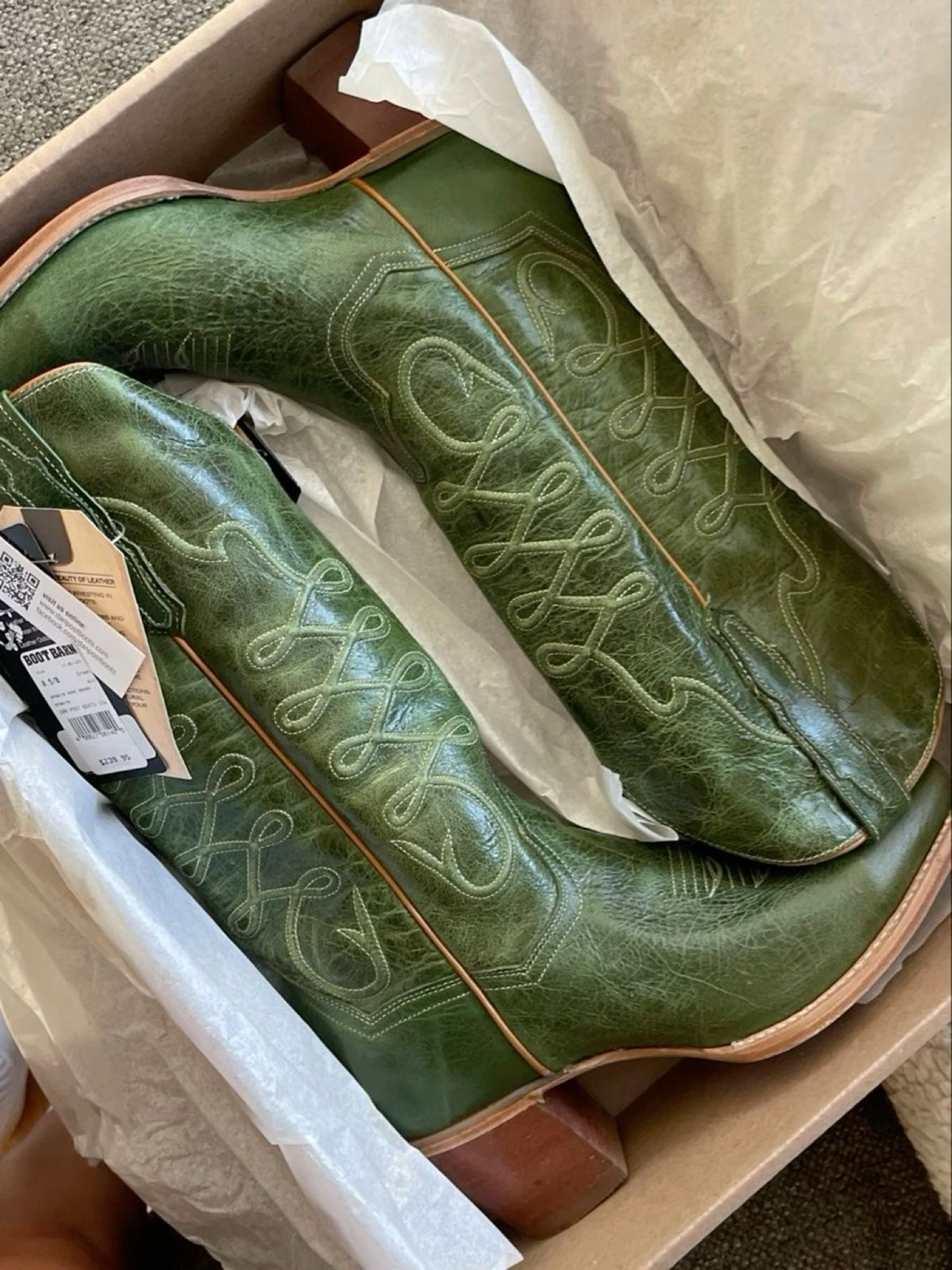 #ltkcountry #ltkboots #bootbarn #cowboyboots #cowgirlboots #westernfashion #ltkwesternfashion #ltkwestern 

Boots: (out of stock) Dan Post Women's Rope Dream
Western Boots - Snip Toe
Leather. 12" | $

Shop similar styles below!👇🏼 

#LTKShoeCrush #LTKStyleTip
