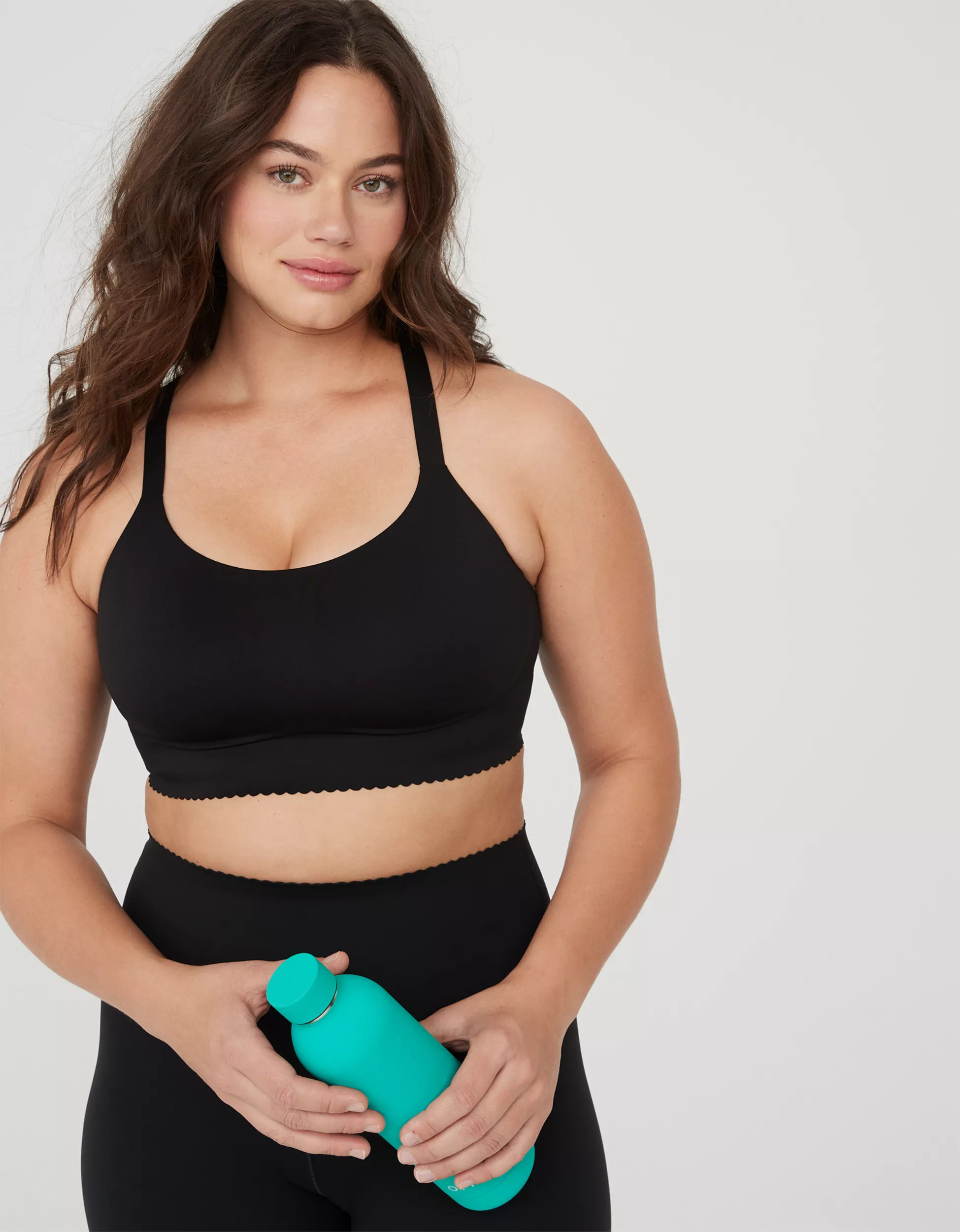 OFFLINE By Aerie Real Me Hold Up! Scallop Sports Bra | Aerie
