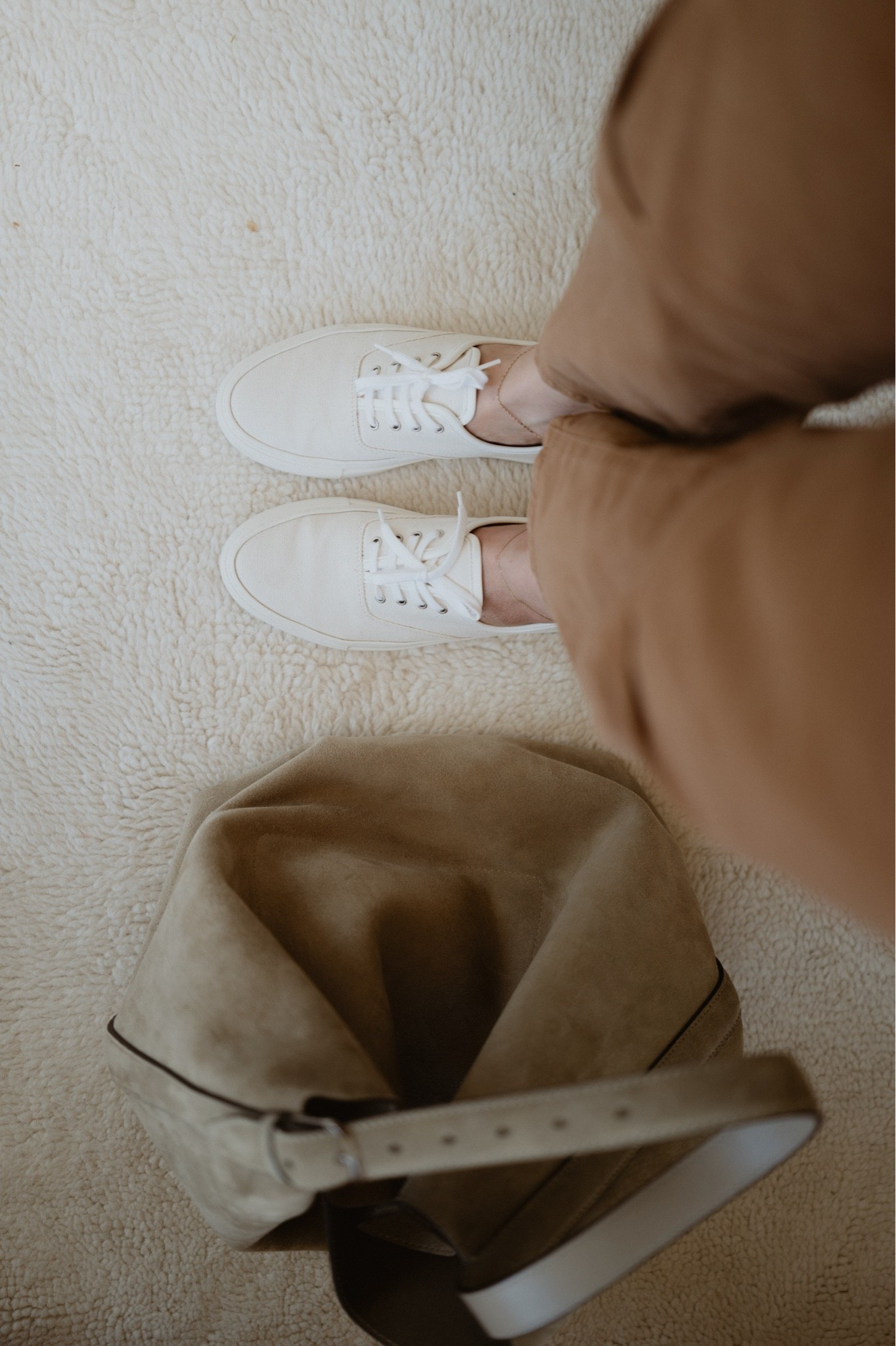 Canvas sneakers + hobo bag
Bag: Toteme belted tote in suede
Sneakers: Common projects

#LTKSeasonal #LTKSaleAlert #LTKWorkwear