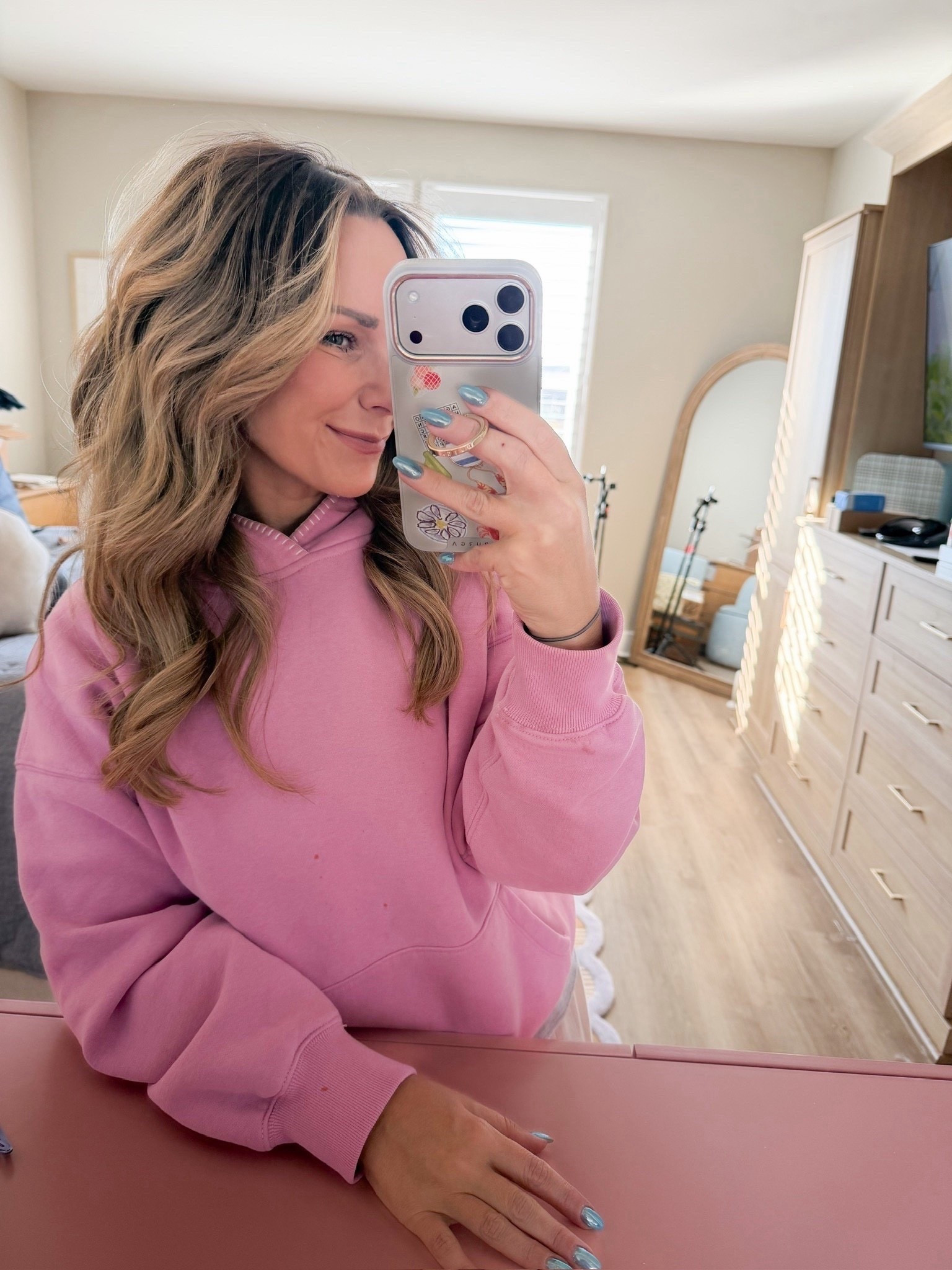 The sweatshirt I reach for when I want to look put together but feel very comfy.
Perfect oversized fit, soft on the inside, and that wear-with-everything pink that just works year-round.
Throw it on with leggings, denim, or a cozy set and call it a day. 💗


pink sweatshirt, oversized sweatshirt, cozy sweatshirt, casual mom outfit, everyday loungewear, comfy basics, fall layering, winter casual, athleisure style, relaxed fit top, weekend outfit, neutral pink, cozy chic, easy outfit

#LTKSeasonal #LTKootd