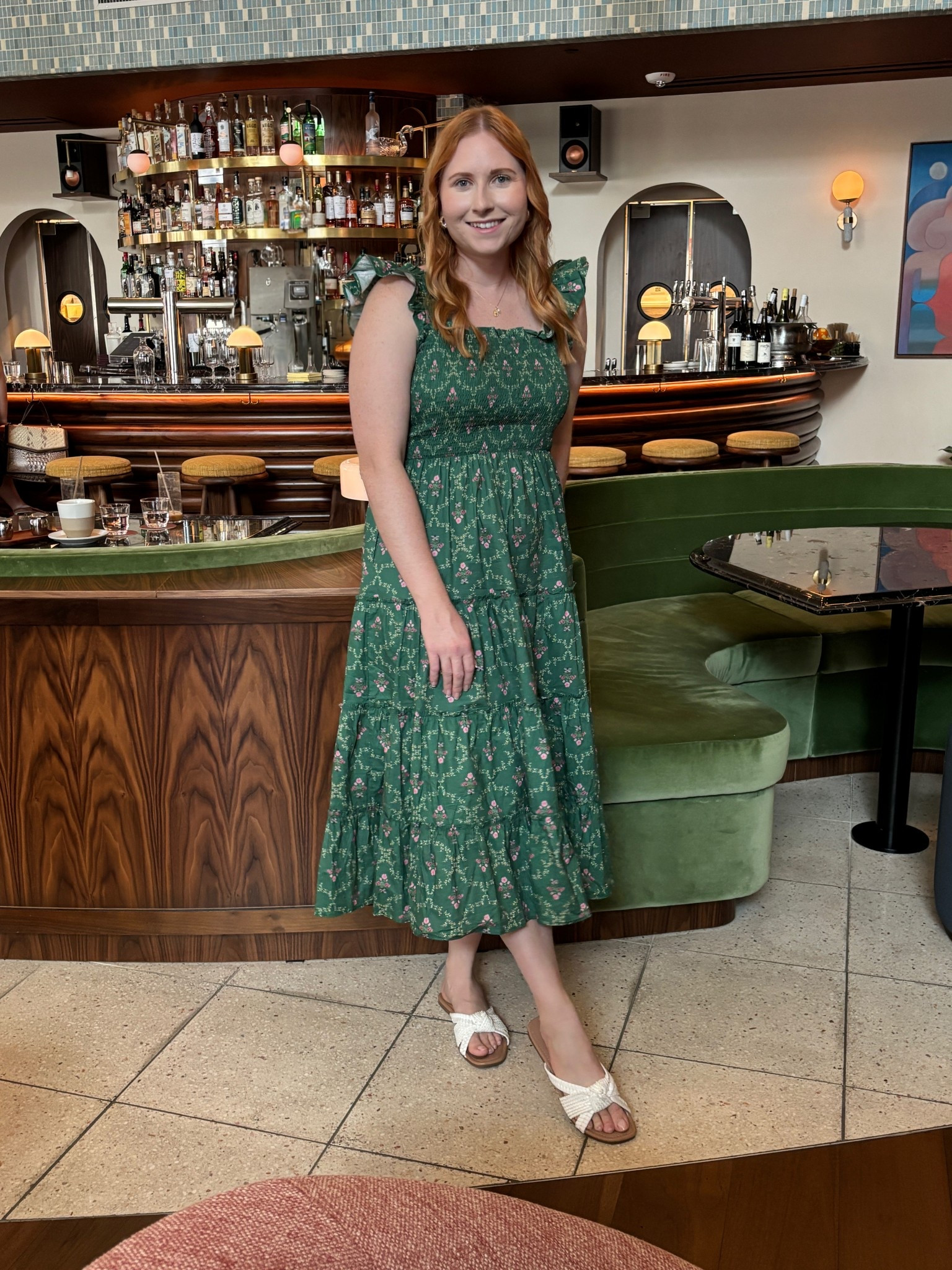 Green floral dress size mediumm

#LTKgrwm #LTKMidsize #LTKootd