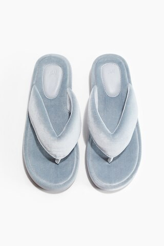 H & M - Velour Flip-Flops - Dusty Blue | H&M (US + CA)