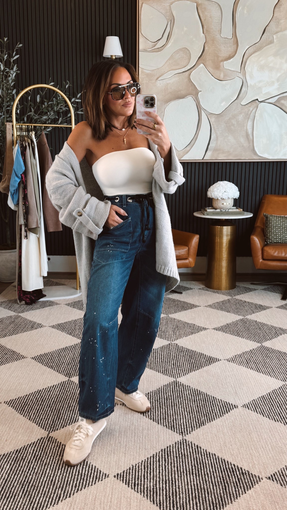 STOP. The Amazon outfit of the season is here ✋🏼
Barrel jeans, a strapless top, and the coziest chunky cardi = effortless cool girl vibes 👏🏼
It seriously looks designer without the $$$.

5’2” • 130 lbs • 34DD • 25” waist
Top: XS | Jeans: 2 | Cardigan: Small

#amazonfashion #affiliate #petitefriendly #fallfits #ootdinspo #amazonstyle


#LTKOver40 #LTKPetite #LTKStyleTip