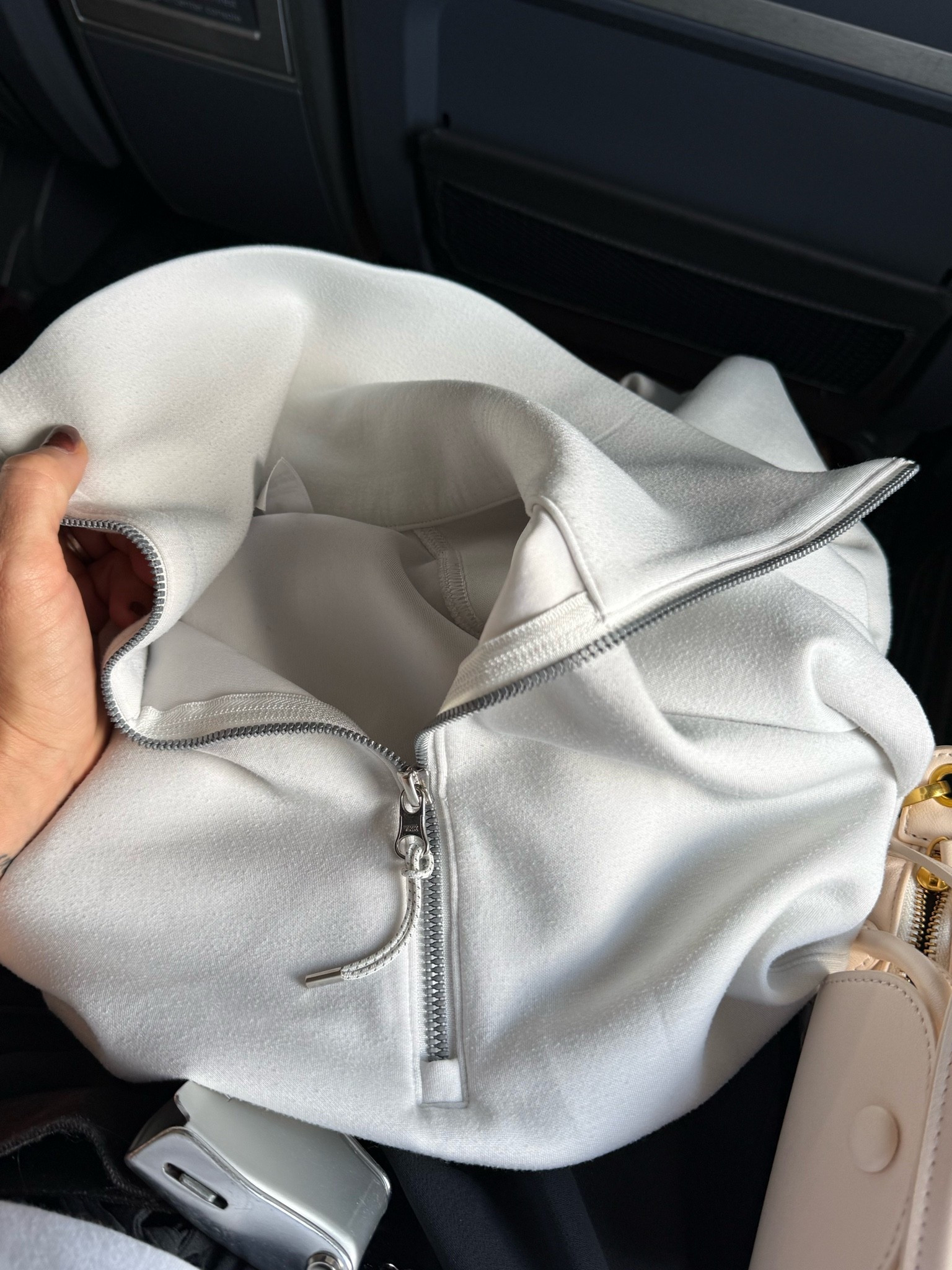 Save 25% with AE25 on my favorite travel 1/4 zip!! Fit is true to size

#LTKmomlife #LTKootd #LTKTravel
