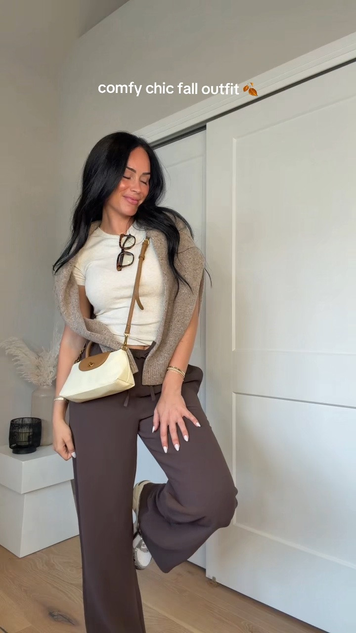 Chic but super comfy fall look 🤎 I’ll have all my outfit details over on my LTK!

My sizing: 5’7”, 145 lbs, 32DD
I’m wearing size smalls.

#Aritzia #FallOutfit #CasualChic #FallStyle #AritziaStyle Aritzia fall outfit, chic fall outfit, casual fall style, Aritzia Lodge pants, ASICS sneakers @Aritzia