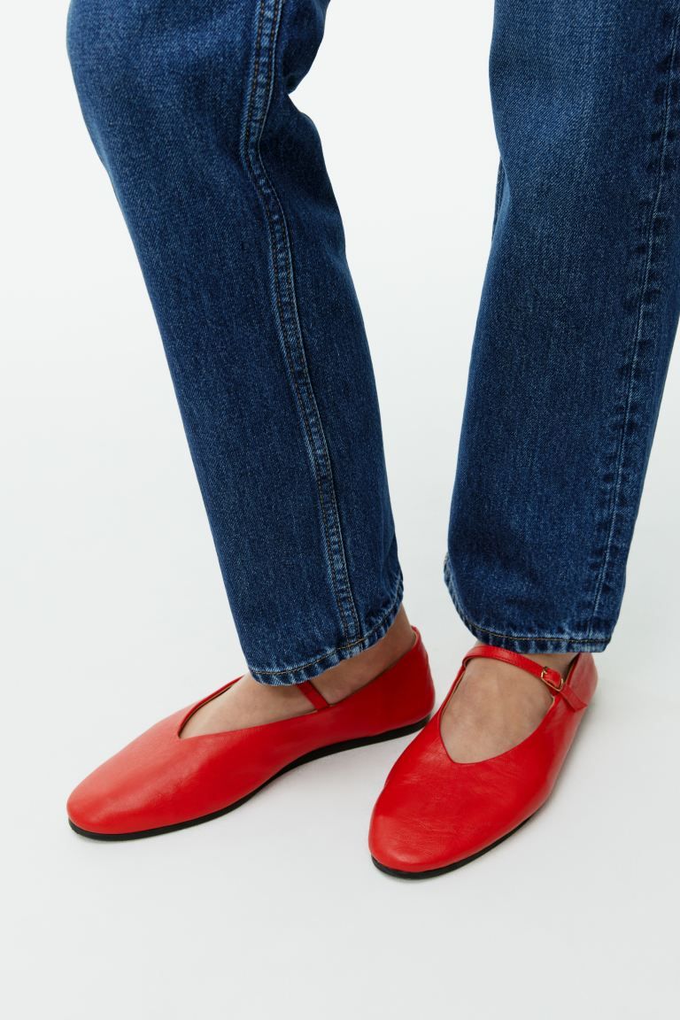 Leather Mary Jane Flats - Red - Ladies | H&M GB | H&M (UK, MY, IN, SG, PH, TW, HK)