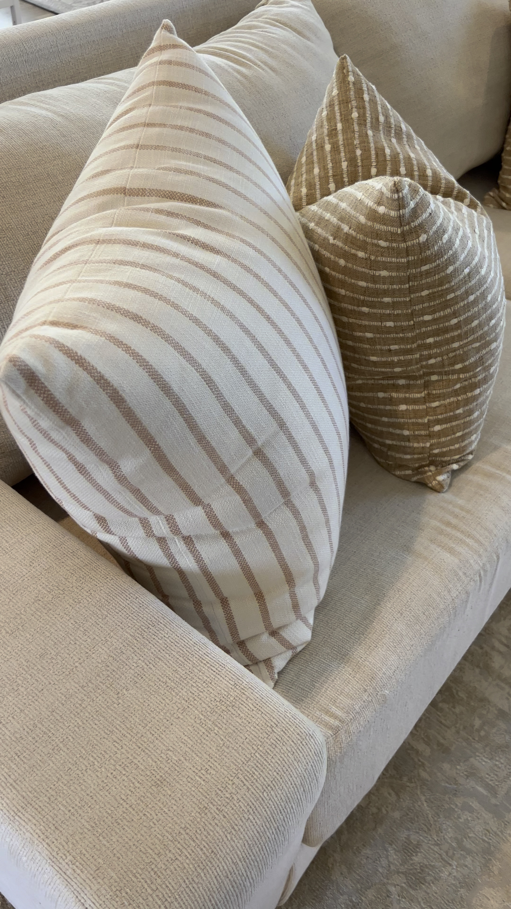 My budget-friendly, washable, neutral sofa! 

Living room sofa, modern organic sofa, transitional living room, affordable sofa. Washable sofa, Ashley furniture, neutral sofa, transitional sofa

#LTKstyletip #LTKhome #LTKfamily