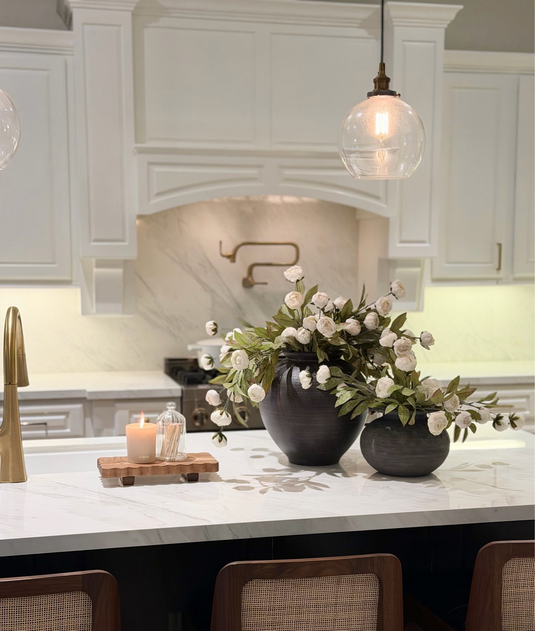 Designer Look Vase Finds✨


Vase
Peonies
Kitchen

#LTKHome