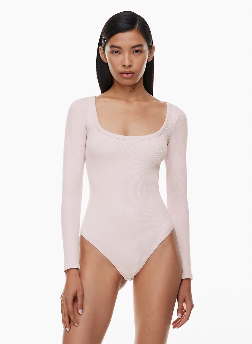 SINCHSEAMLESS™ RIB SCOOP LONGSLEEVE BODYSUIT | Aritzia