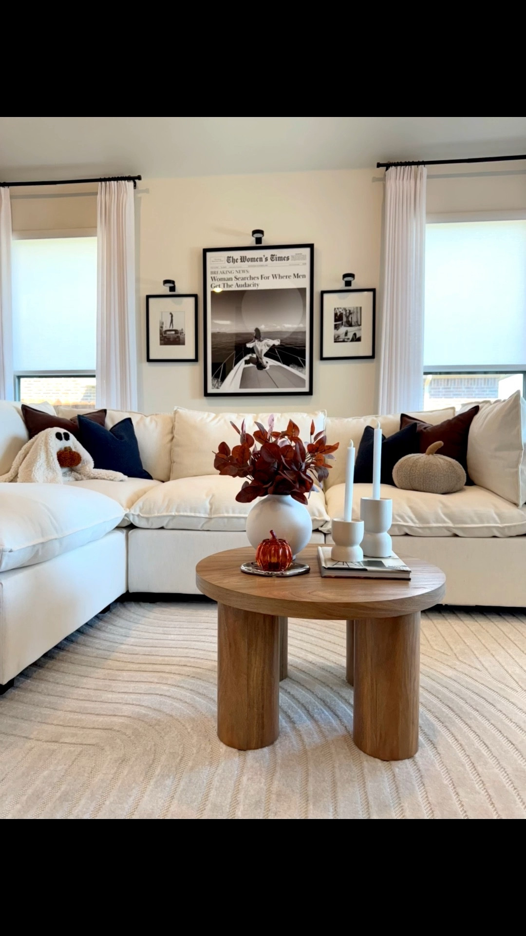 El detalle perfecto que transformó mi sala 🤍 Esta coffee table de @luxen.home le da calidez y un toque especial al espacio. Se siente como si siempre hubiera pertenecido aquí. Su diseño moderno y versátil hace que cada rincón luzca más acogedor. ✨ #liveluxen

#LTKHome #LTKSaleAlert #LTKSeasonal