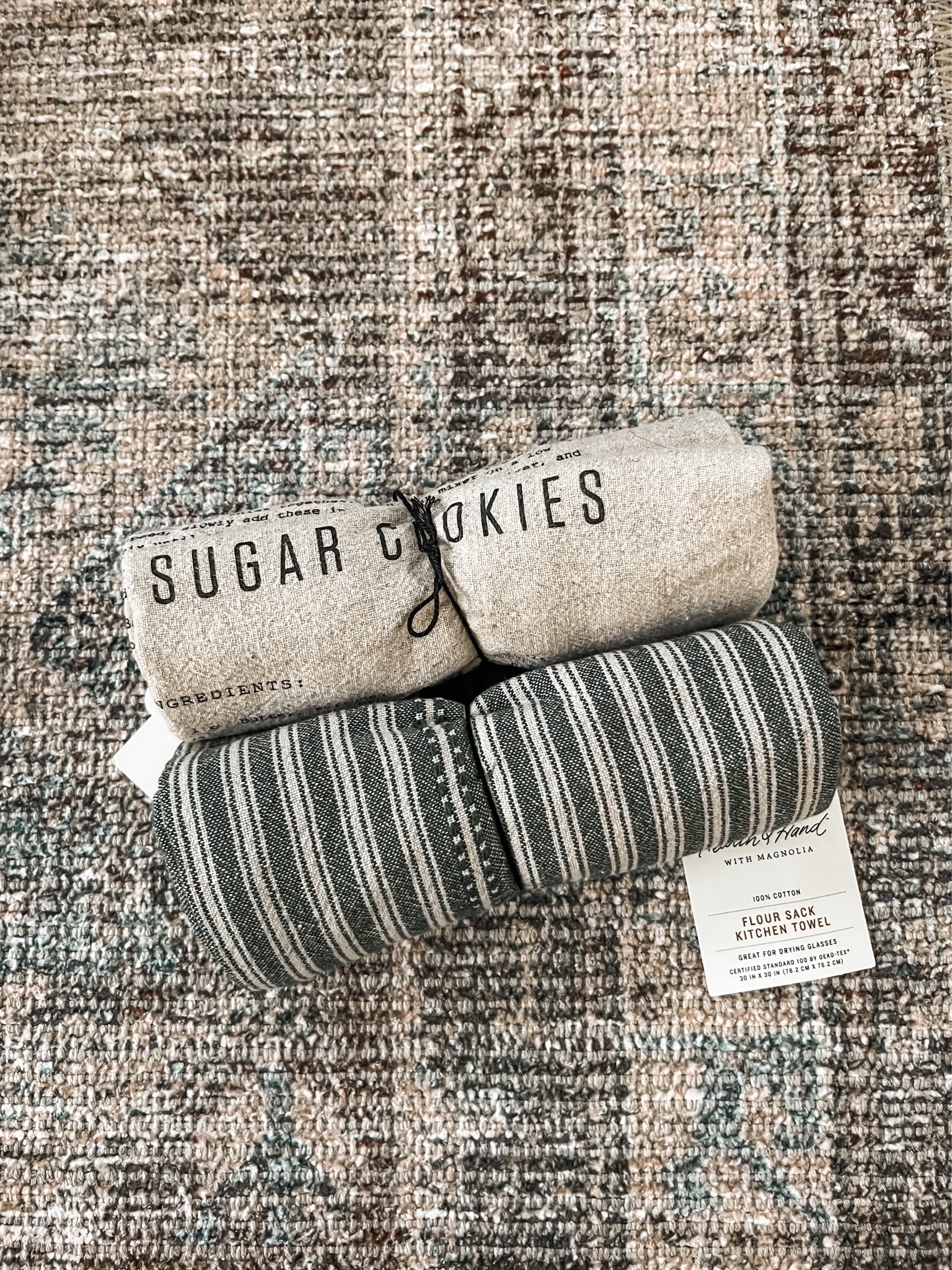 Cute holiday kitchen towels from Target 🎄

#LTKhome #LTKSeasonal #LTKHoliday