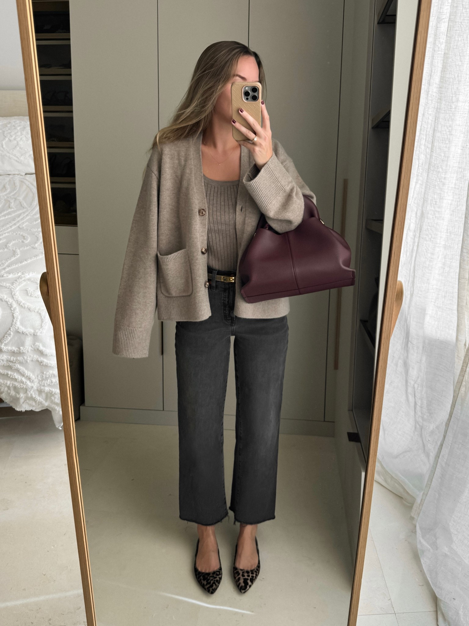 The perfect fall fit. 🍇🍂