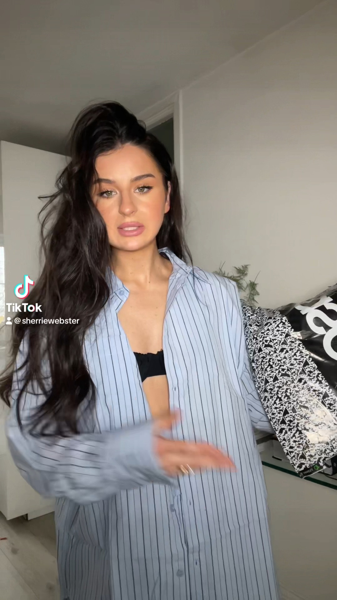 Asos haul 

Topshop skirt: uk8 
Topshop long shorts: uk8 
Collusion puff skirt: size small 
Motel shirt: xs 
Hat: size small / medium 

Asos haul, euro summer, summer clothes, summer outfits, spring summer 

#LTKtravel #LTKstyletip #LTKeurope