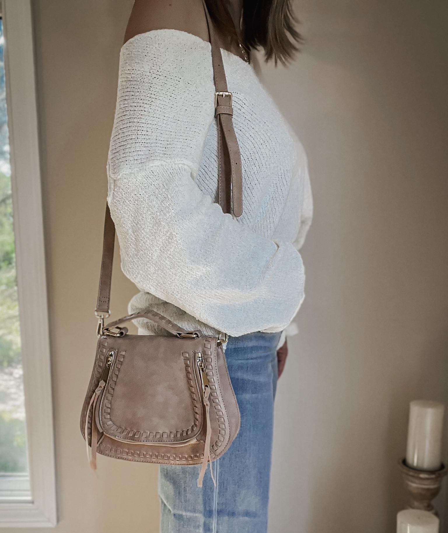 Small in the sweater (older from Vici) linked up similar. 

Love this highland bag both regular size and mini! Also from Vici

Denim is from @buffalodenim 

Fall outfit | fall styles | mom outfit | mom styles | stylish mom | postpartum | sweater weather | wear denim 

#LTKfindsunder100 #LTKstyletip 

#LTKSeasonal