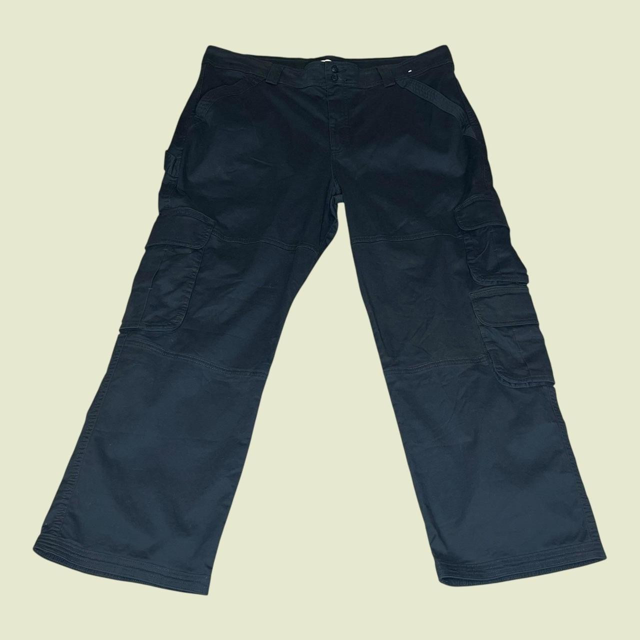 Abercrombie & Fitch Women's Cargo Pants - Black - 42 | Depop US