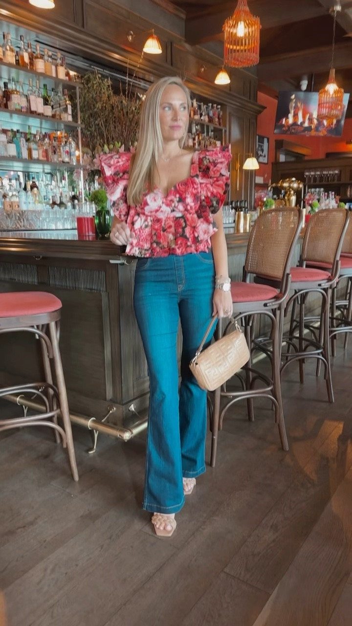 New fall top wearing a small. Discount code: JESSB15, SPANX high rise denim  that I’m wearing a size medium discount code: JESSXSPANX 

#LTKfindsunder100 #LTKover40 #LTKVideo